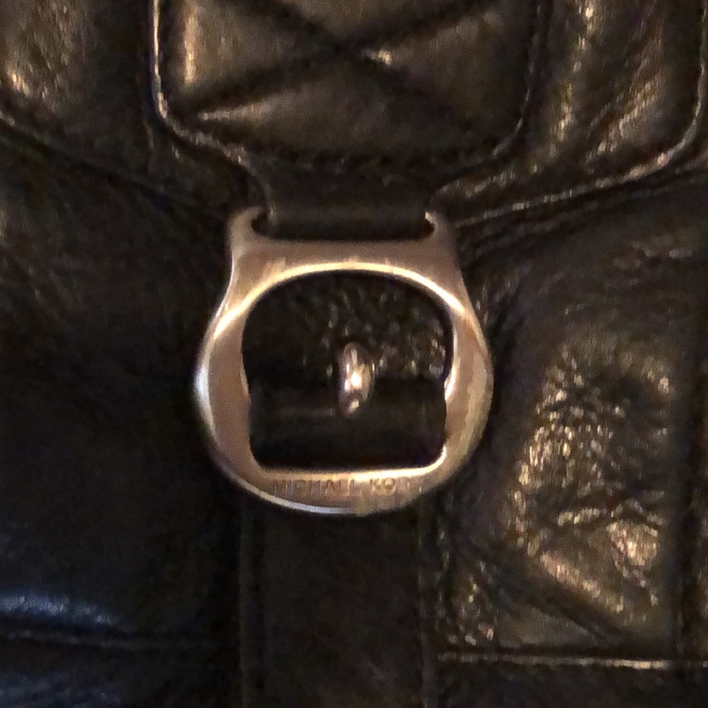 Large Satchel - Picture 4 of 6